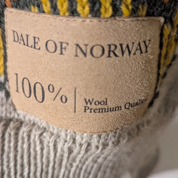 NWT! Dale of Norway Men's Sweater - Picture 5 of 5